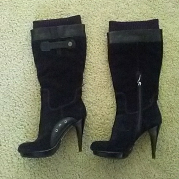 Guess Boots - Picture 2 of 3
